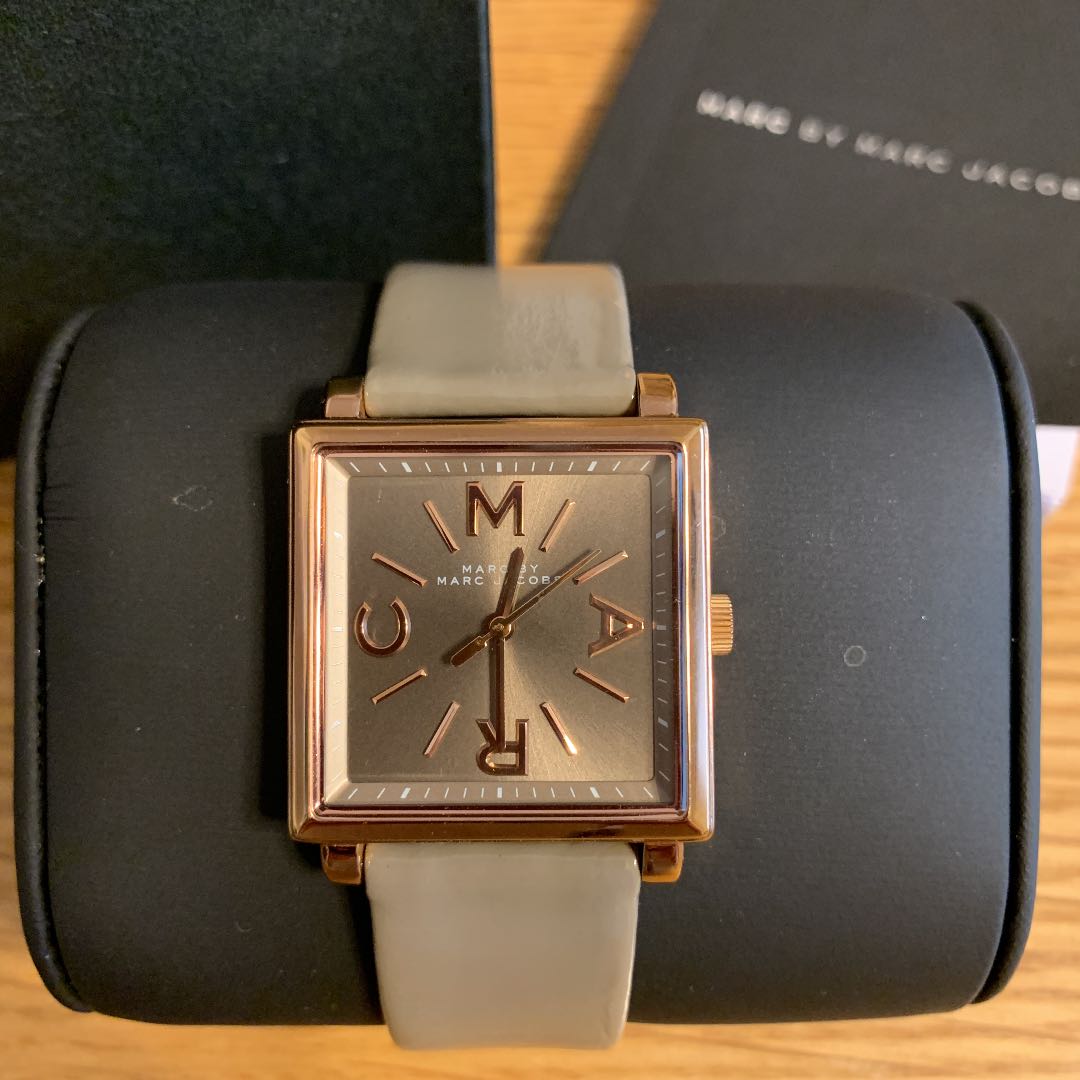 Marc by Jacobs Analog Quartz Women