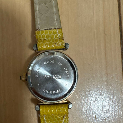 Analog Quartz Women