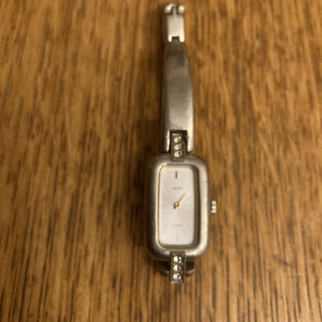 AVON Analog Quartz Women