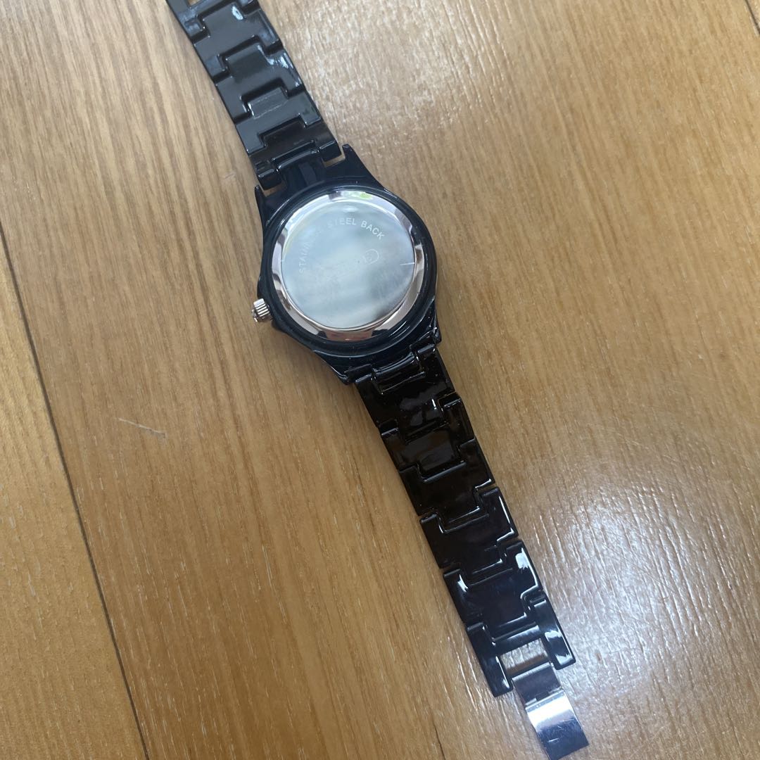 Abiste Digital Quartz Women