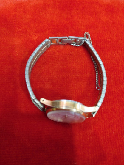 Seiko 1004-0100 Analog Mechanical (Manual) Women