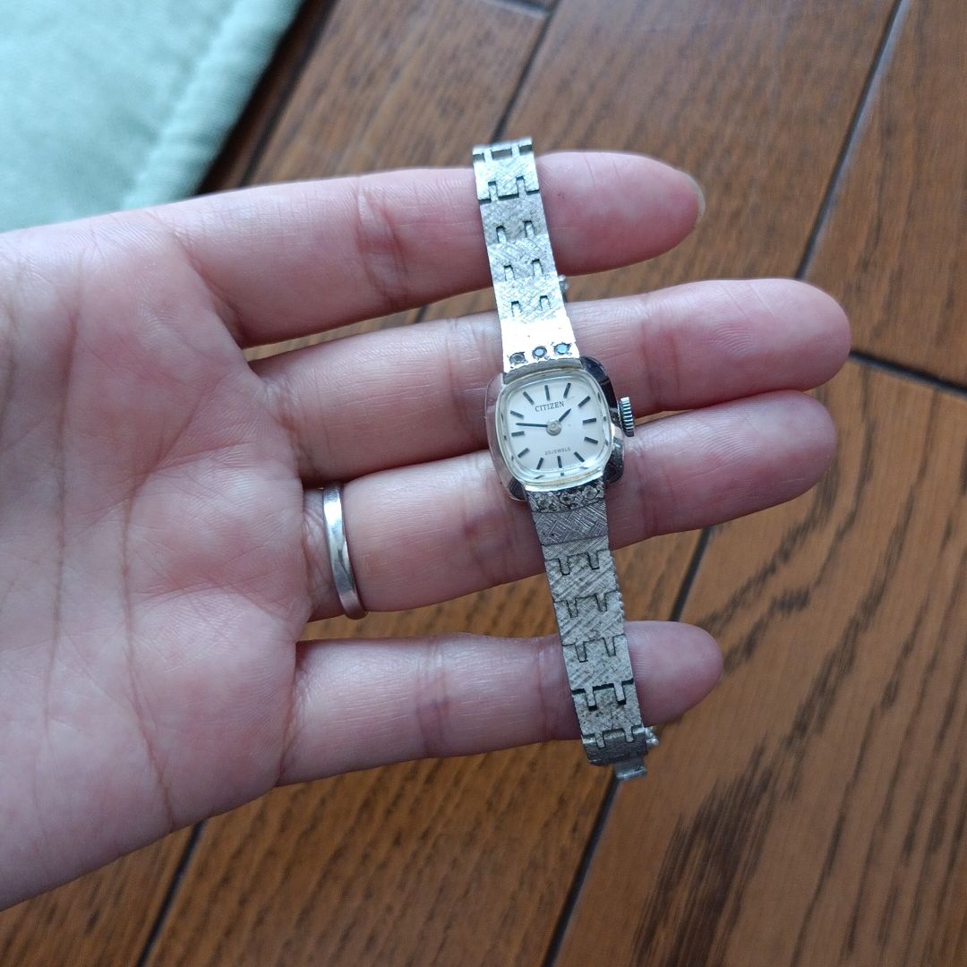 Citizen Analog Mechanical (Manual) Women