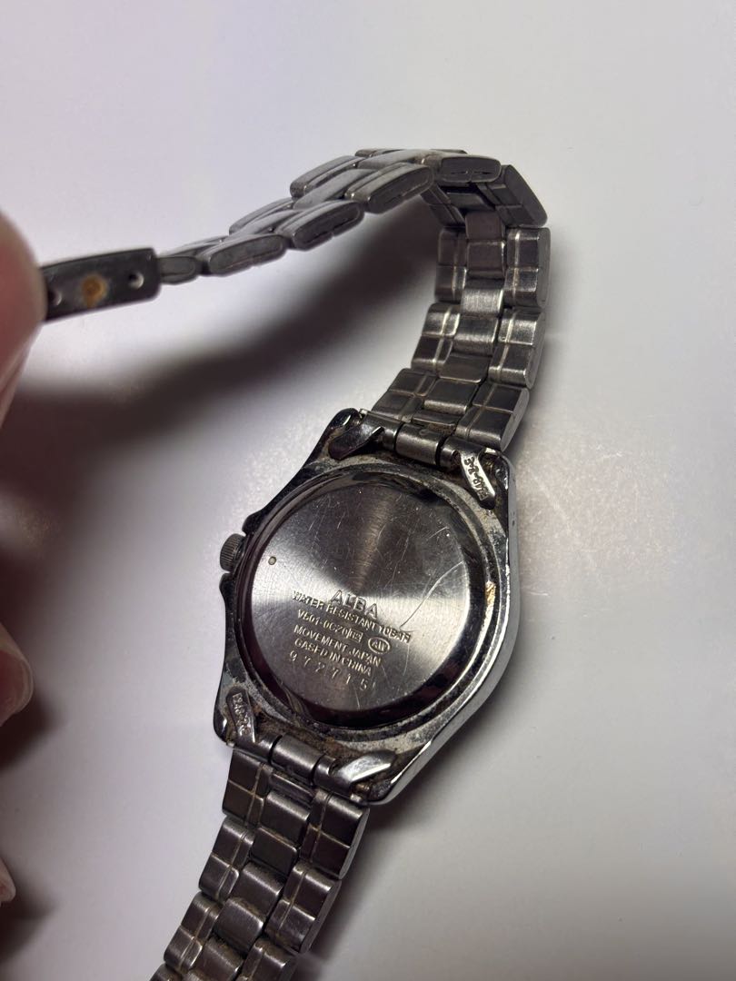 Seiko Alba V501-0CZ0 Analog Mechanical (Manual) Women