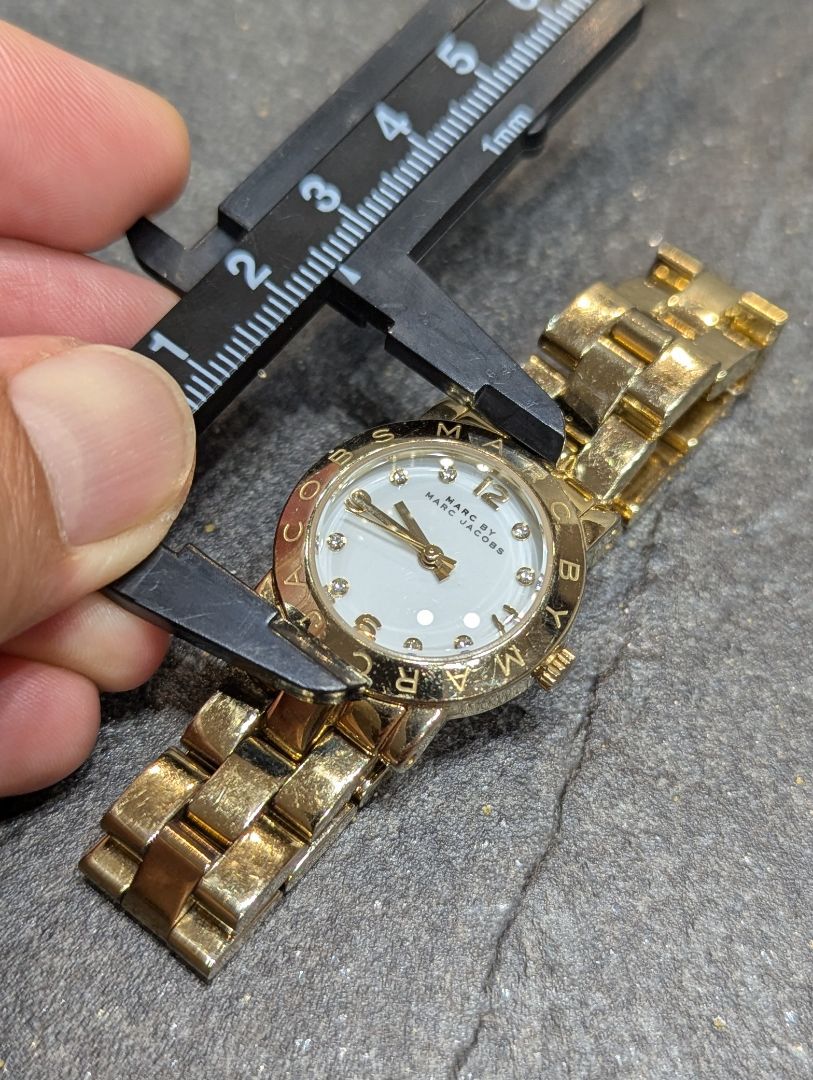 Marc By Jacobs Analog Quartz Women Gold Tone Watch Battery Replaced