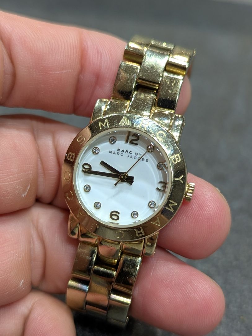 Marc By Jacobs Analog Quartz Women Gold Tone Watch Battery Replaced