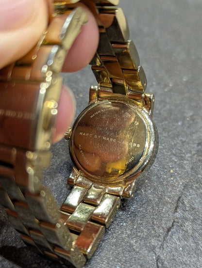 Marc By Jacobs Analog Quartz Women Gold Tone Watch Battery Replaced