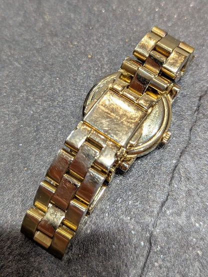 Marc By Jacobs Analog Quartz Women Gold Tone Watch Battery Replaced