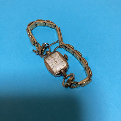 Seiko Diashock diashock Analog Mechanical (Manual) Women
