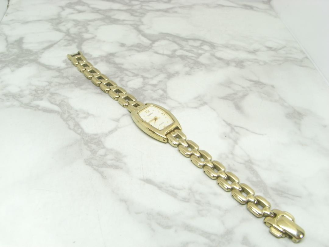 Seiko Analog Quartz Women
