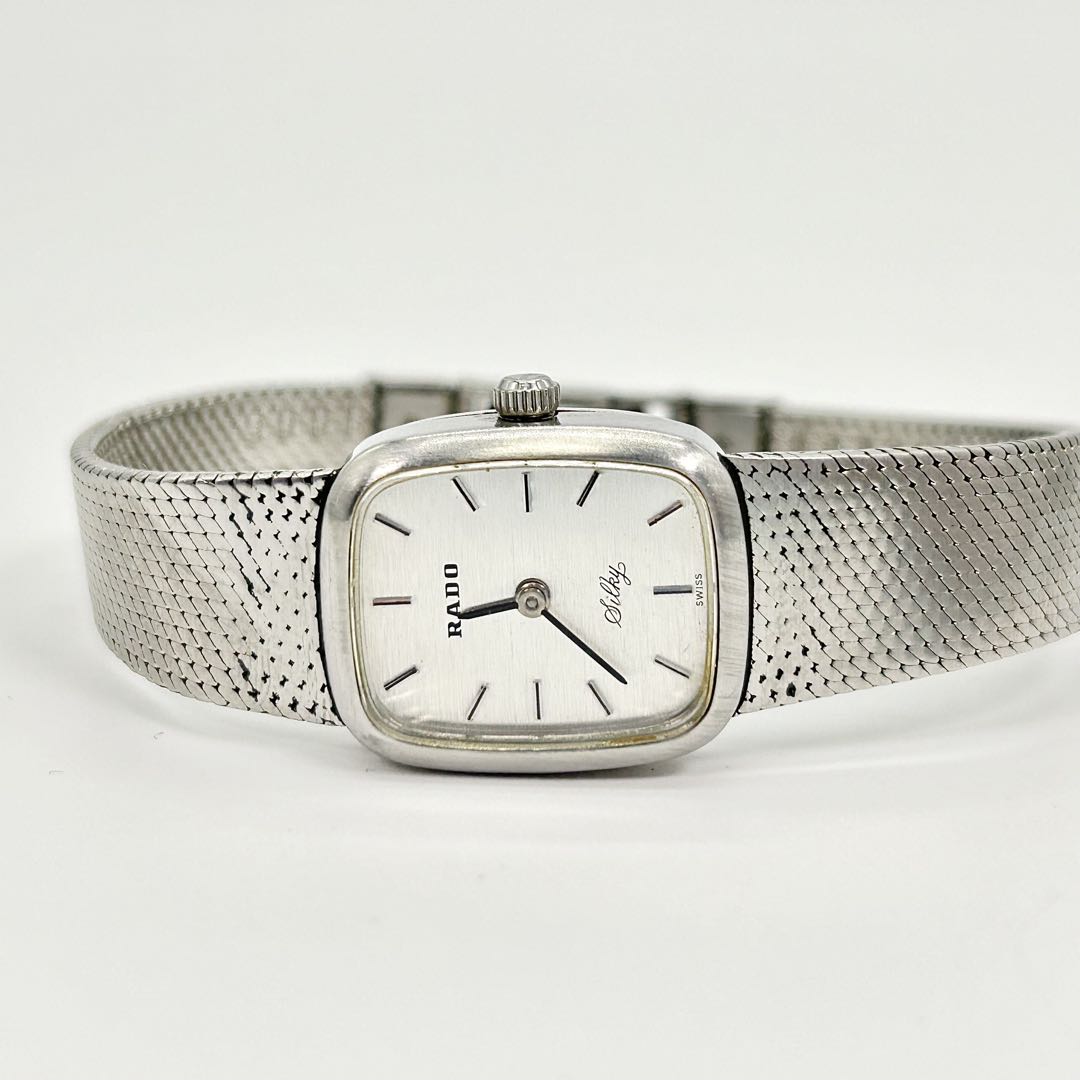 Rado Analog Mechanical (Manual) Women Silky Vintage Watch