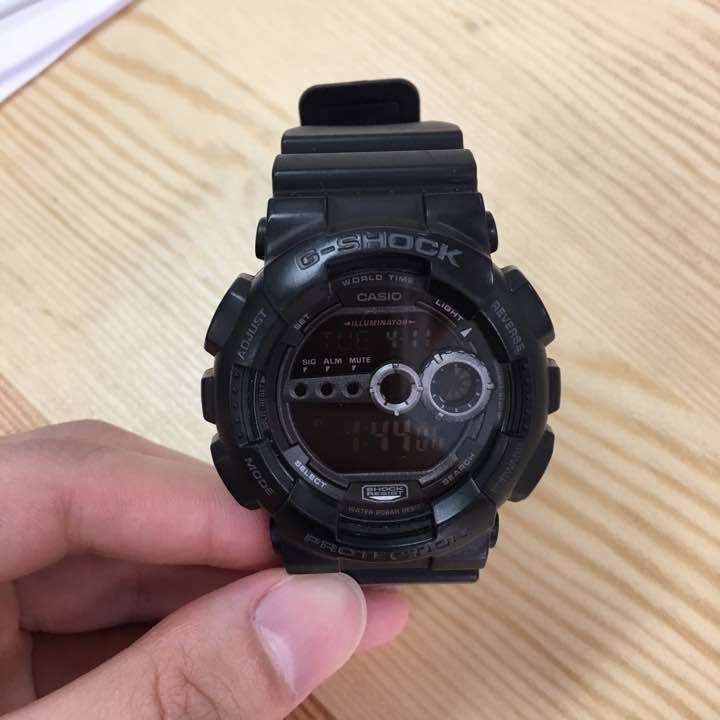 G-shock GD-100 Digital Quartz Men