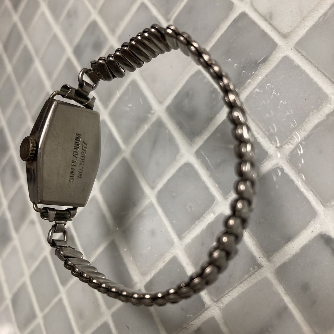 Seiko Analog Mechanical (Manual) Women