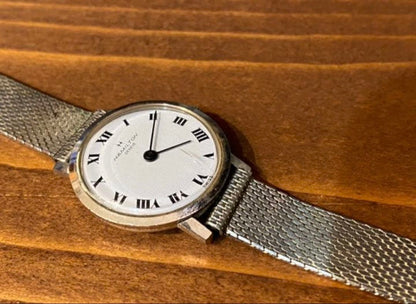 Analog Mechanical (Manual) Women