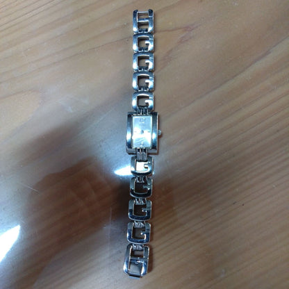 GUESS Analog Quartz Women