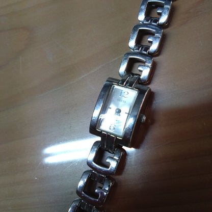 GUESS Analog Quartz Women