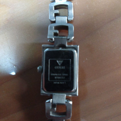 GUESS Analog Quartz Women