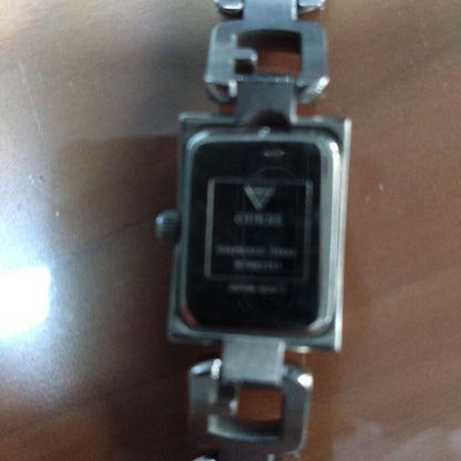 GUESS Analog Quartz Women