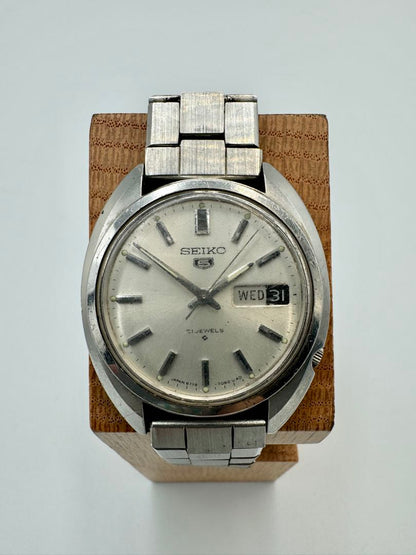 Seiko 5 6119-7030 Analog Mechanical (Automatic) Unisex Adults 21 Jewels Day Date Automatic Vintage Men'S Watch Silver Runs
