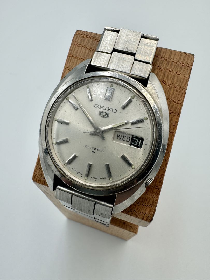 Seiko 5 6119-7030 Analog Mechanical (Automatic) Unisex Adults 21 Jewels Day Date Automatic Vintage Men'S Watch Silver Runs