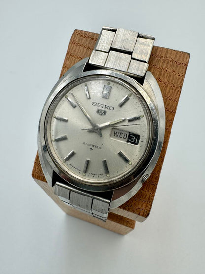Seiko 5 6119-7030 Analog Mechanical (Automatic) Unisex Adults 21 Jewels Day Date Automatic Vintage Men'S Watch Silver Runs