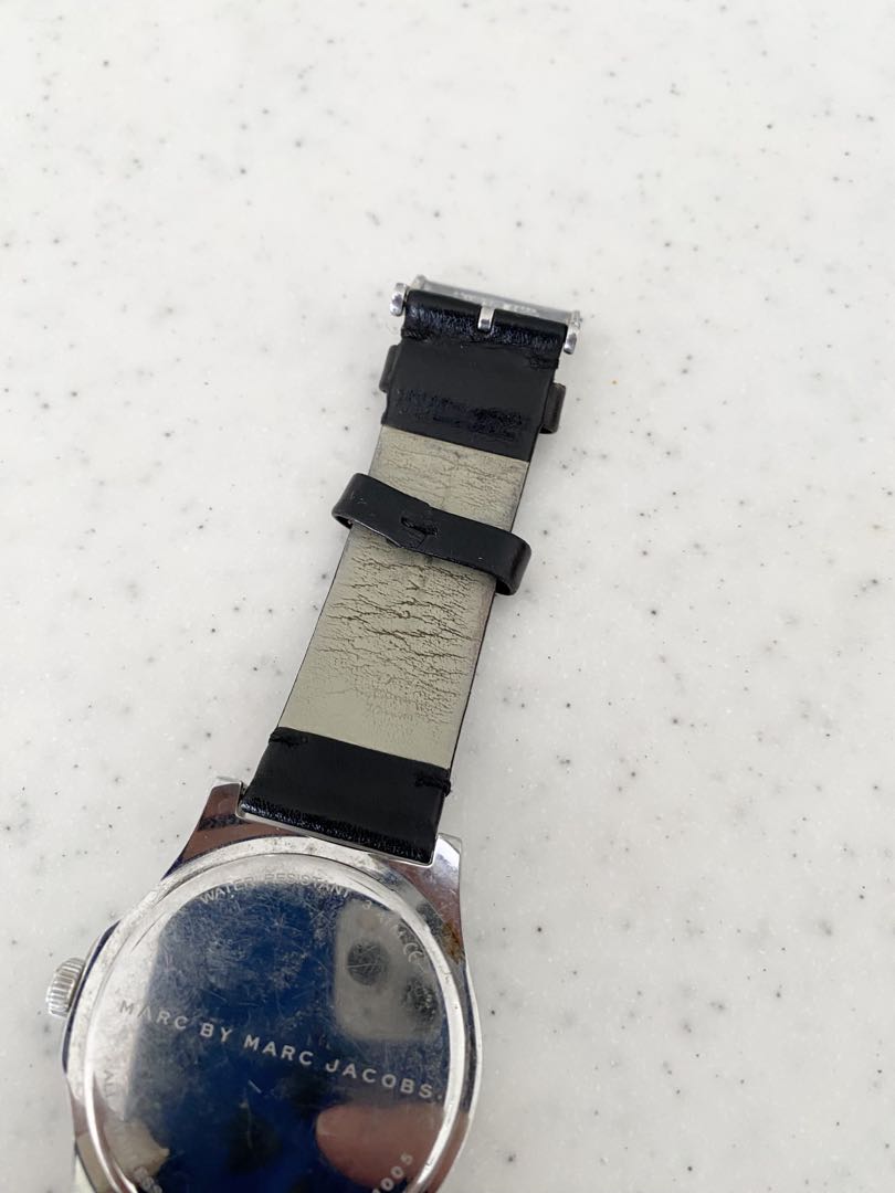 Analog Quartz Women
