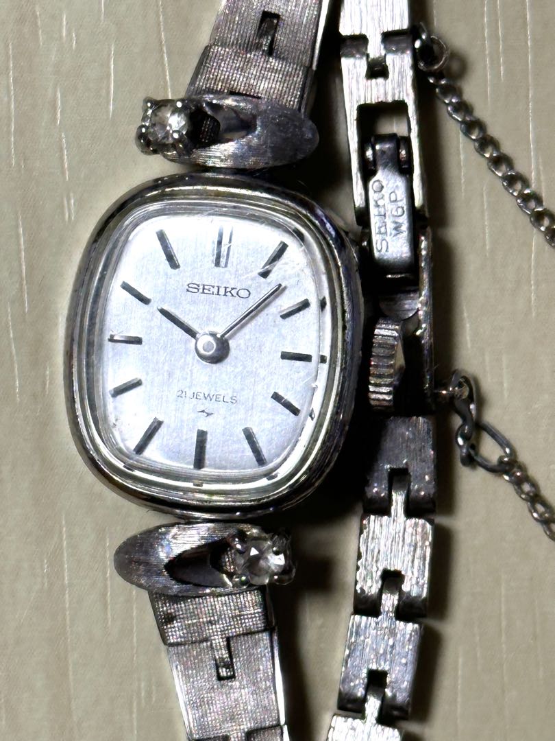 Seiko 11-3250 Analog Mechanical (Manual) Women