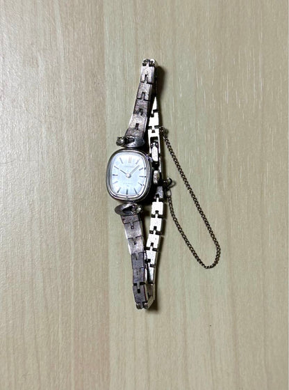 Seiko 11-3250 Analog Mechanical (Manual) Women