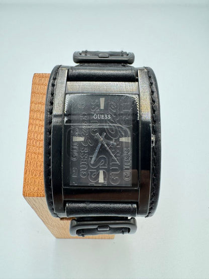 Guess Analog Quartz Men Watch Leather Strap