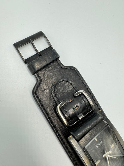 Guess Analog Quartz Men Watch Leather Strap