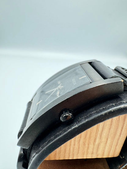 Guess Analog Quartz Men Watch Leather Strap