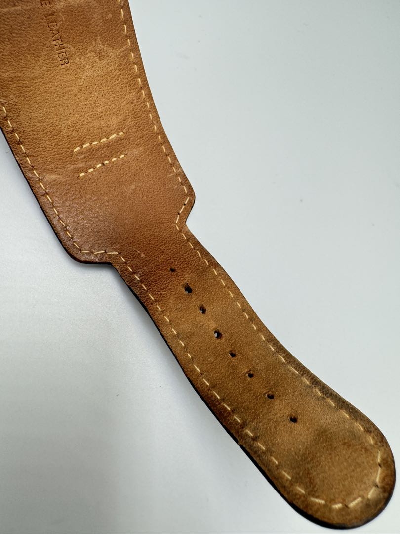 Guess Analog Quartz Men Watch Leather Strap