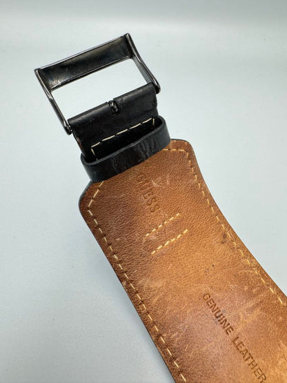 Guess Analog Quartz Men Watch Leather Strap