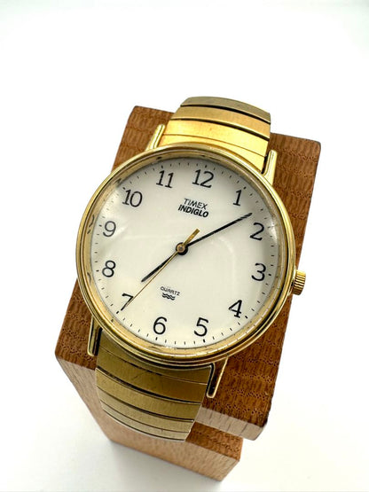 TIMEX Quartz Watch UNTESTED FOR PARTS