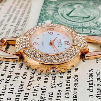 Gruen Analog Quartz Women 高級時計グリュエン Embassy By デイト Watch