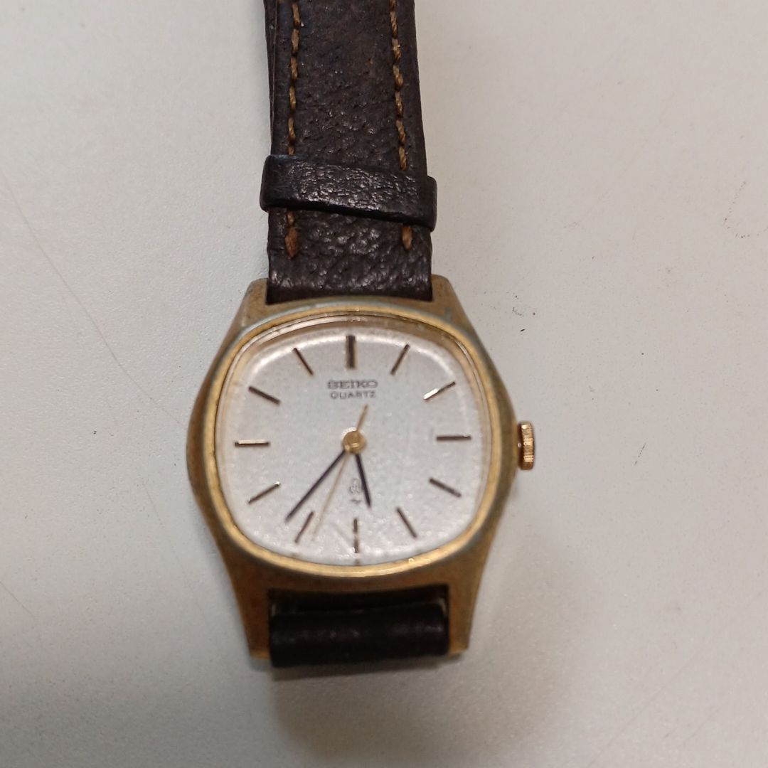 Seiko Analog Quartz Women