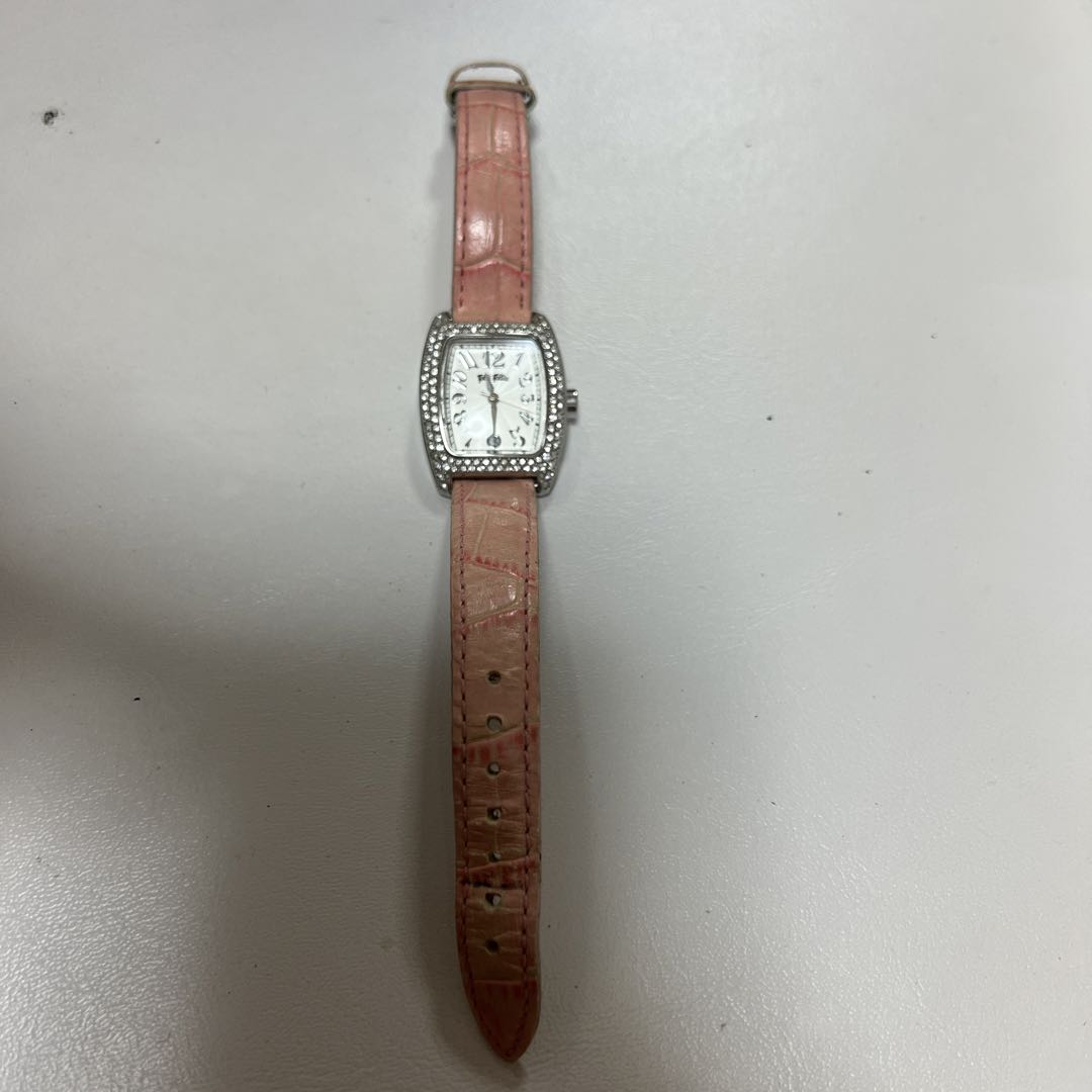 Analog Quartz Women
