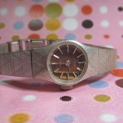 Citizen 1970S Analog Quartz Women