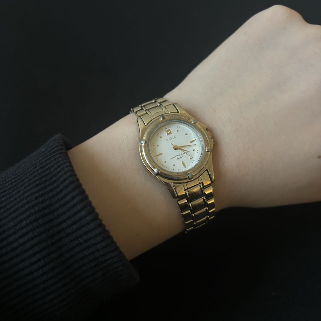 Seiko Alba Carib V701-1L50 Analog Quartz Women