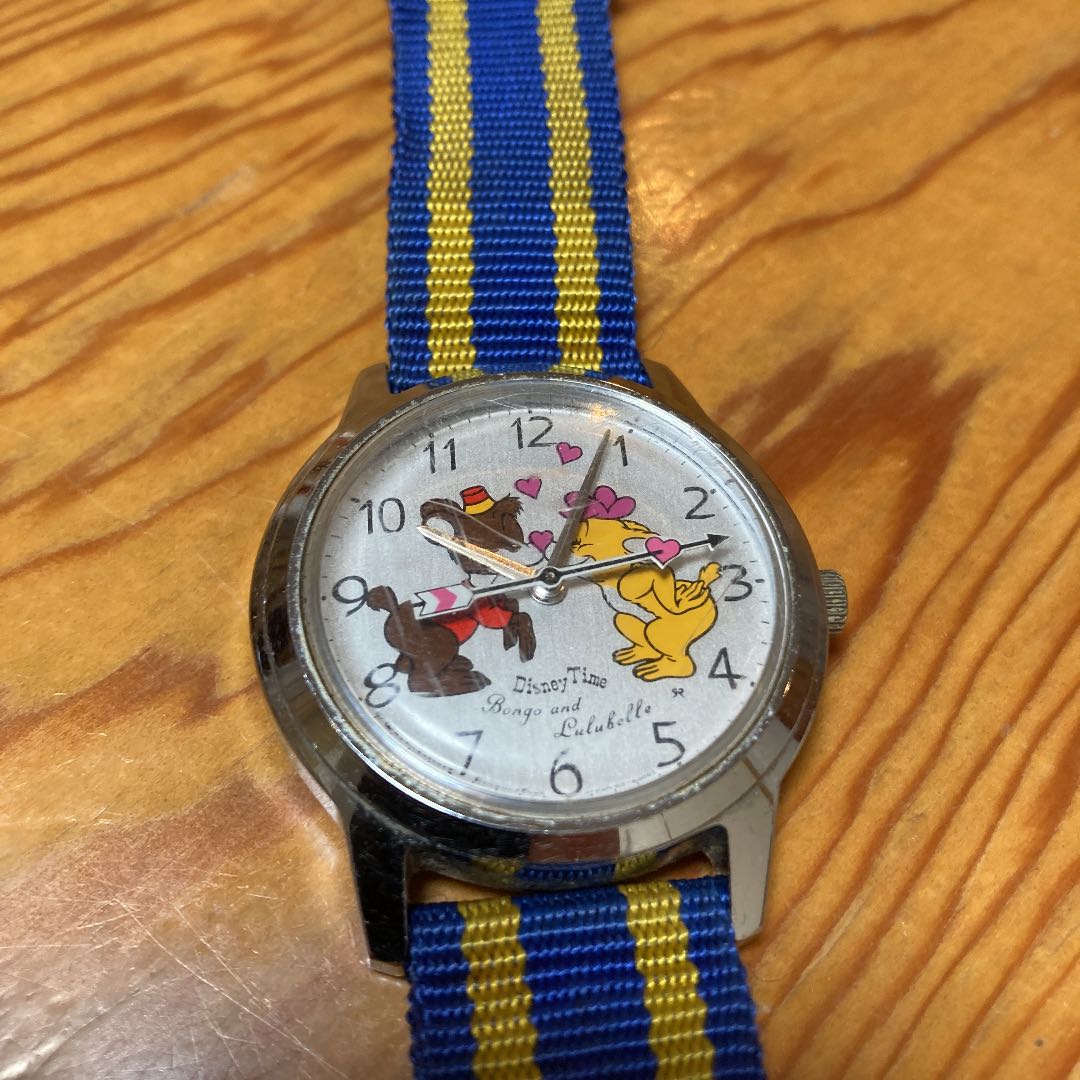 Seiko Disney 5000-8000 Analog Mechanical (Manual) Women