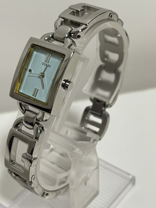 Guess Analog Quartz Women