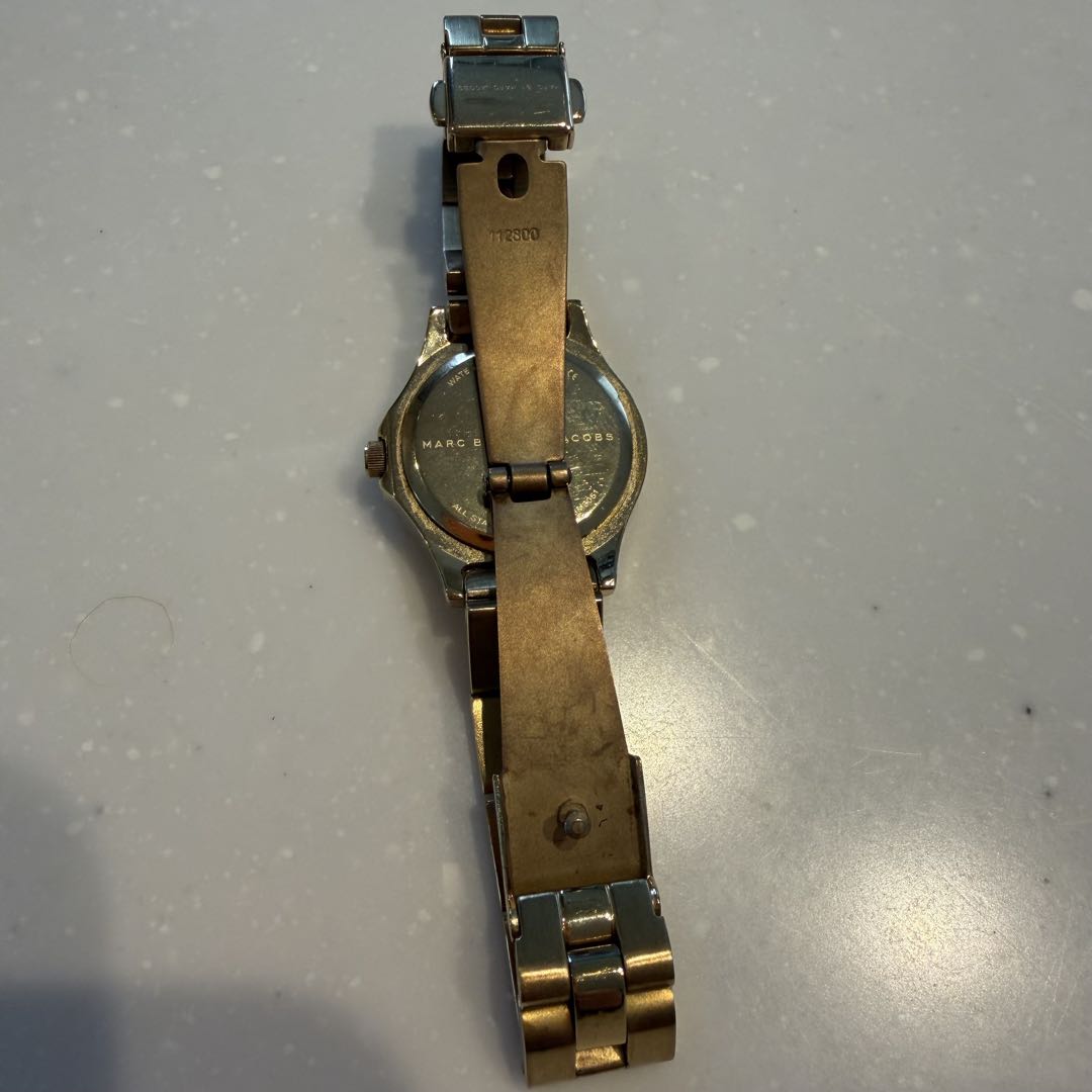 Analog Quartz Women