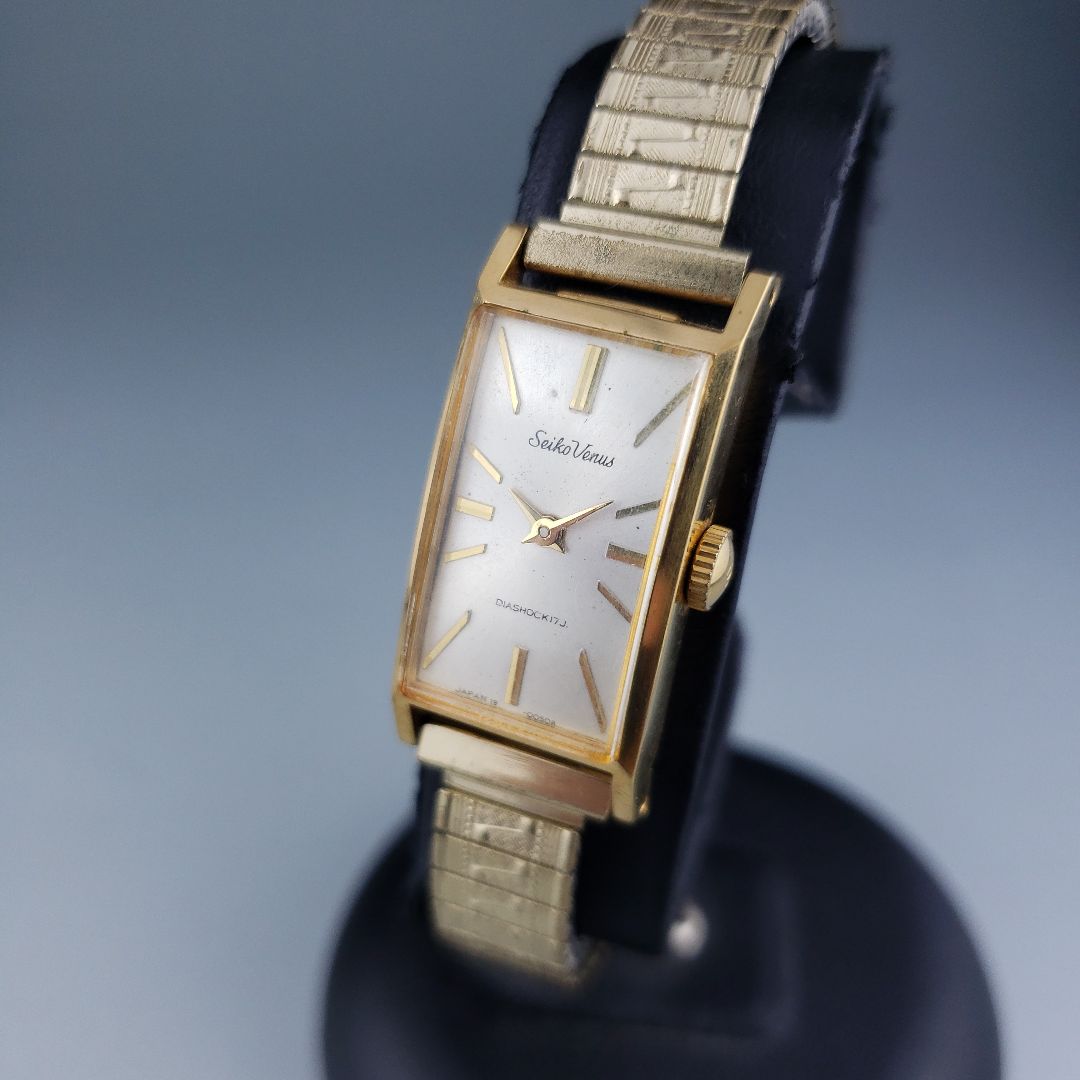 Seiko Venus diashock Analog Mechanical (Manual) Women