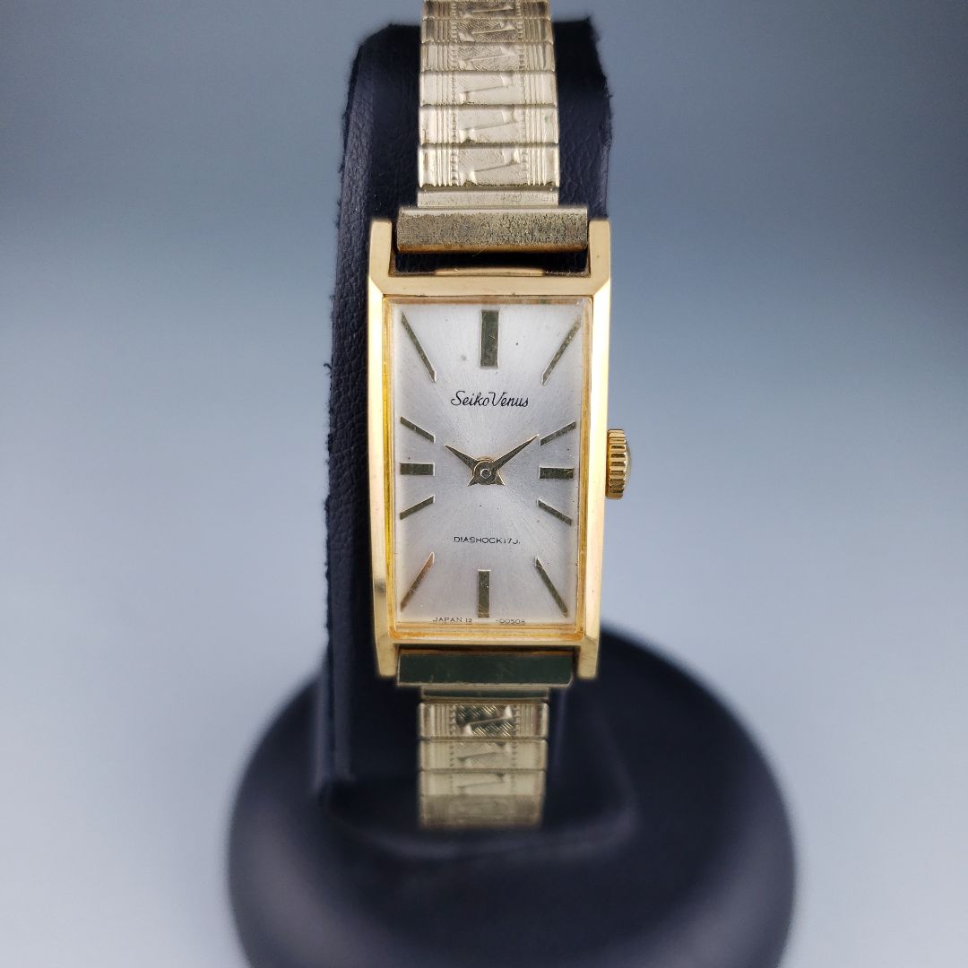 Seiko Venus diashock Analog Mechanical (Manual) Women