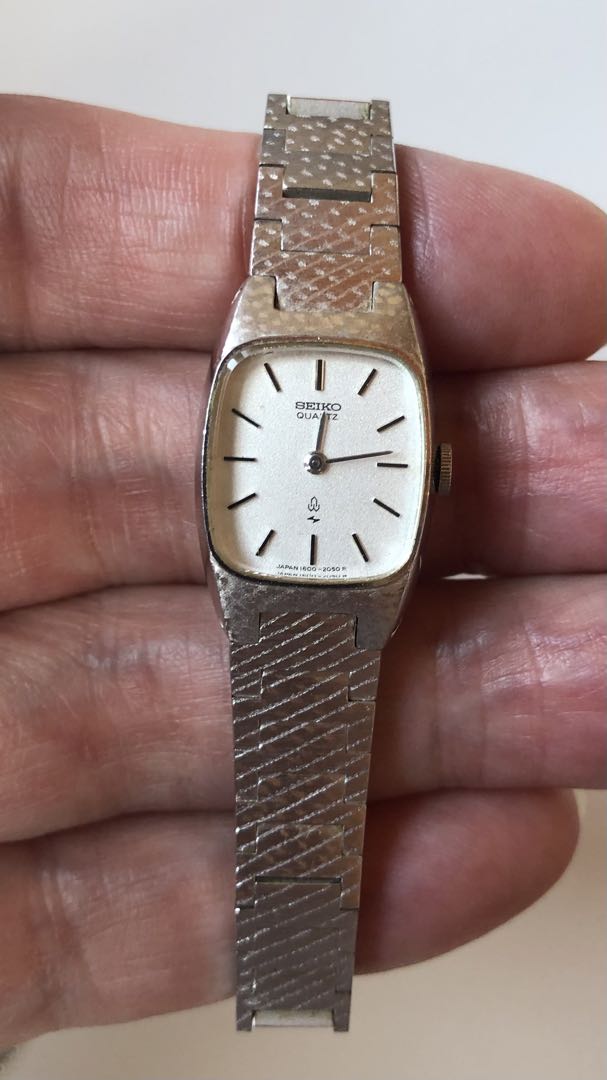 Seiko Analog Quartz Women