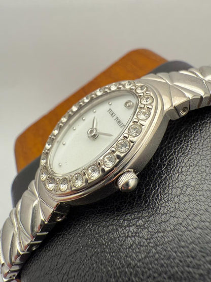 Yuki Torii Women's Jewelry Wristwatch 17mm Silver Tone Oval Case