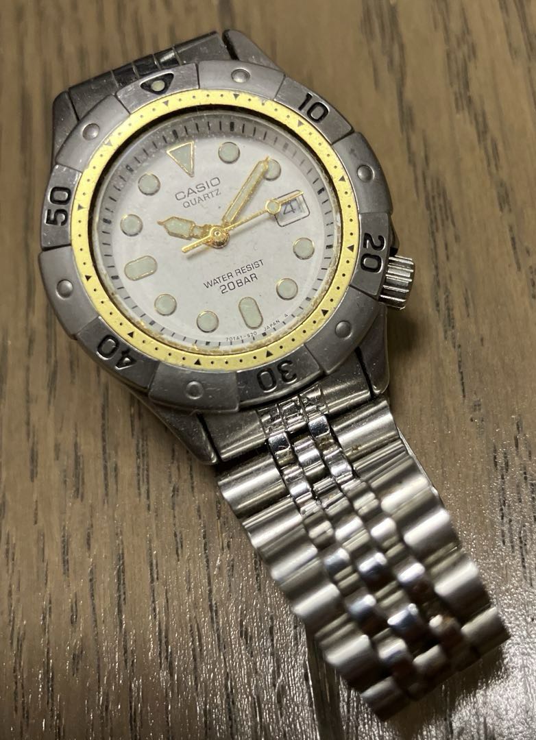 Casio LD-711 Analog Quartz Women Watch [For Parts / Junk]