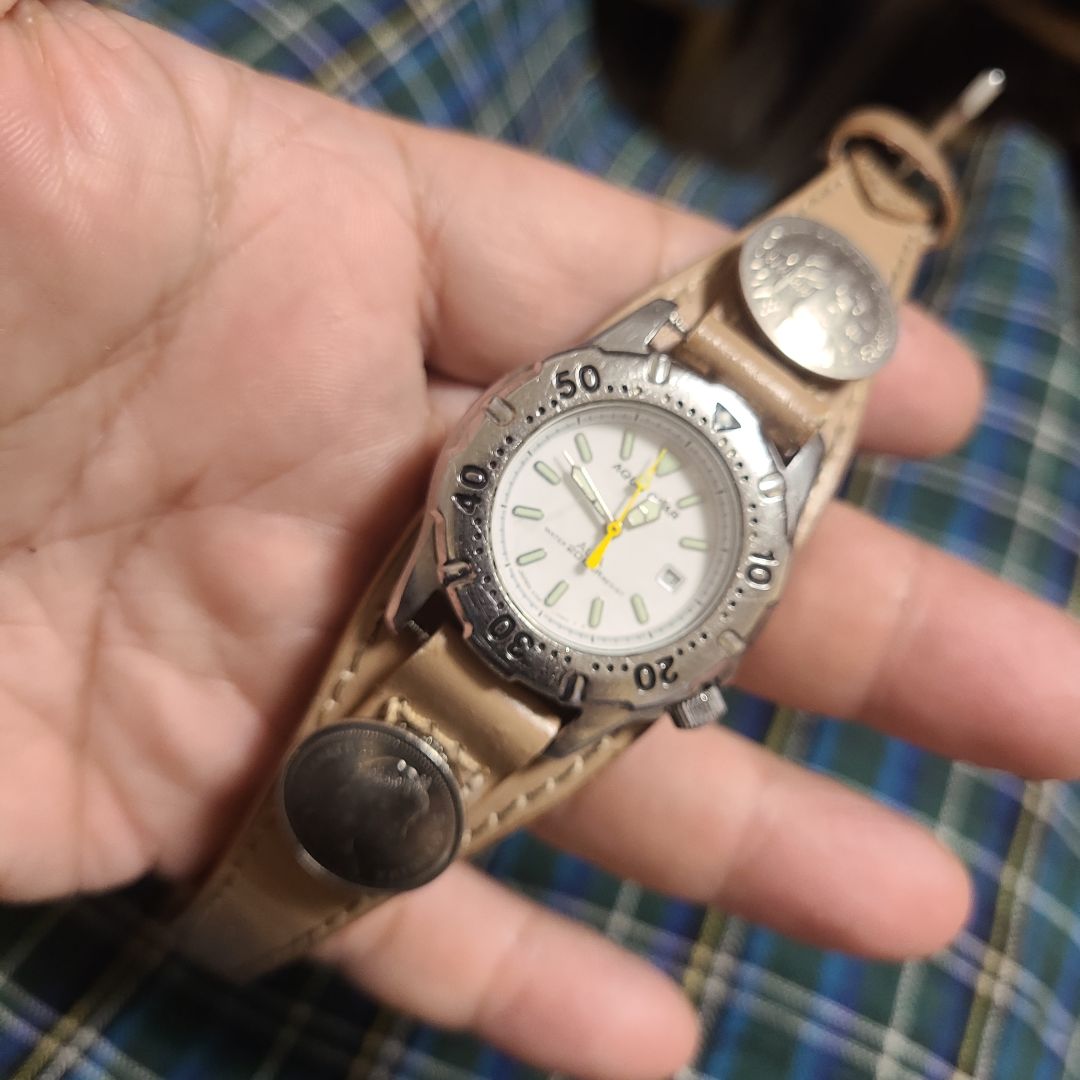 Seiko Alba Aqua Gear Analog Quartz Women
