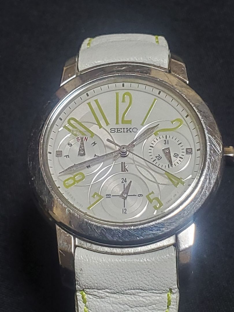 Seiko Lk/lukia 5Y89-OATO Analog Quartz Women