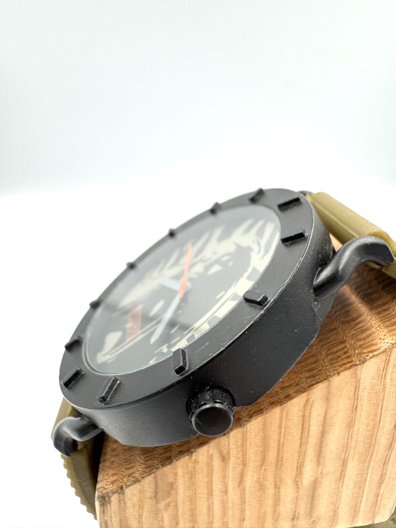 Hysteric Glamour Analog Quartz Men Watch For Parts