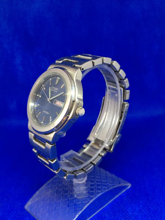 Citizen Eco-Drive E100-K17857 Analog Solar Men